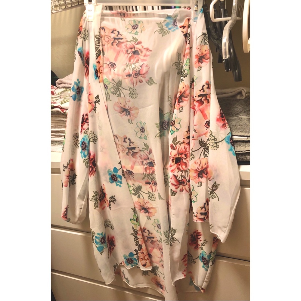 Flowy Floral Kimono Style Cardigan sz XL
